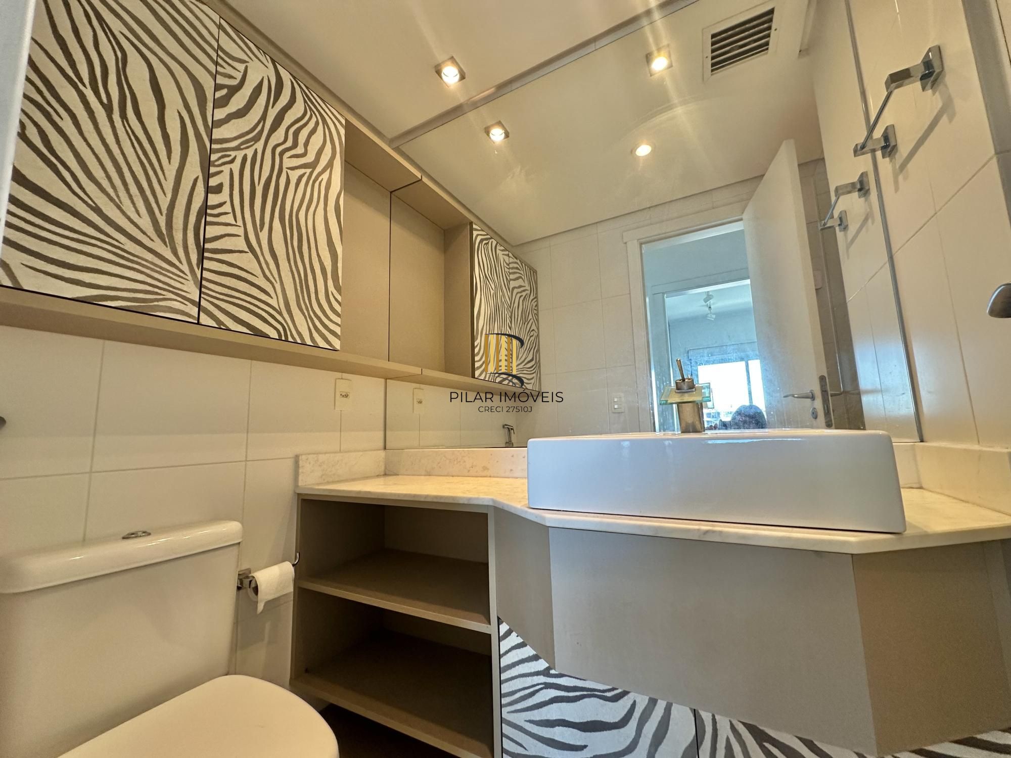 Apartamento 2 Dormitórios para comprar no Parigi Residence Bairro Três Figueiras