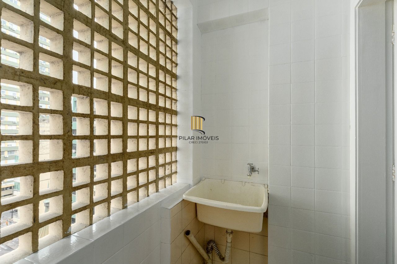 Apartamento para comprar com  68m²  no Centro Histórico