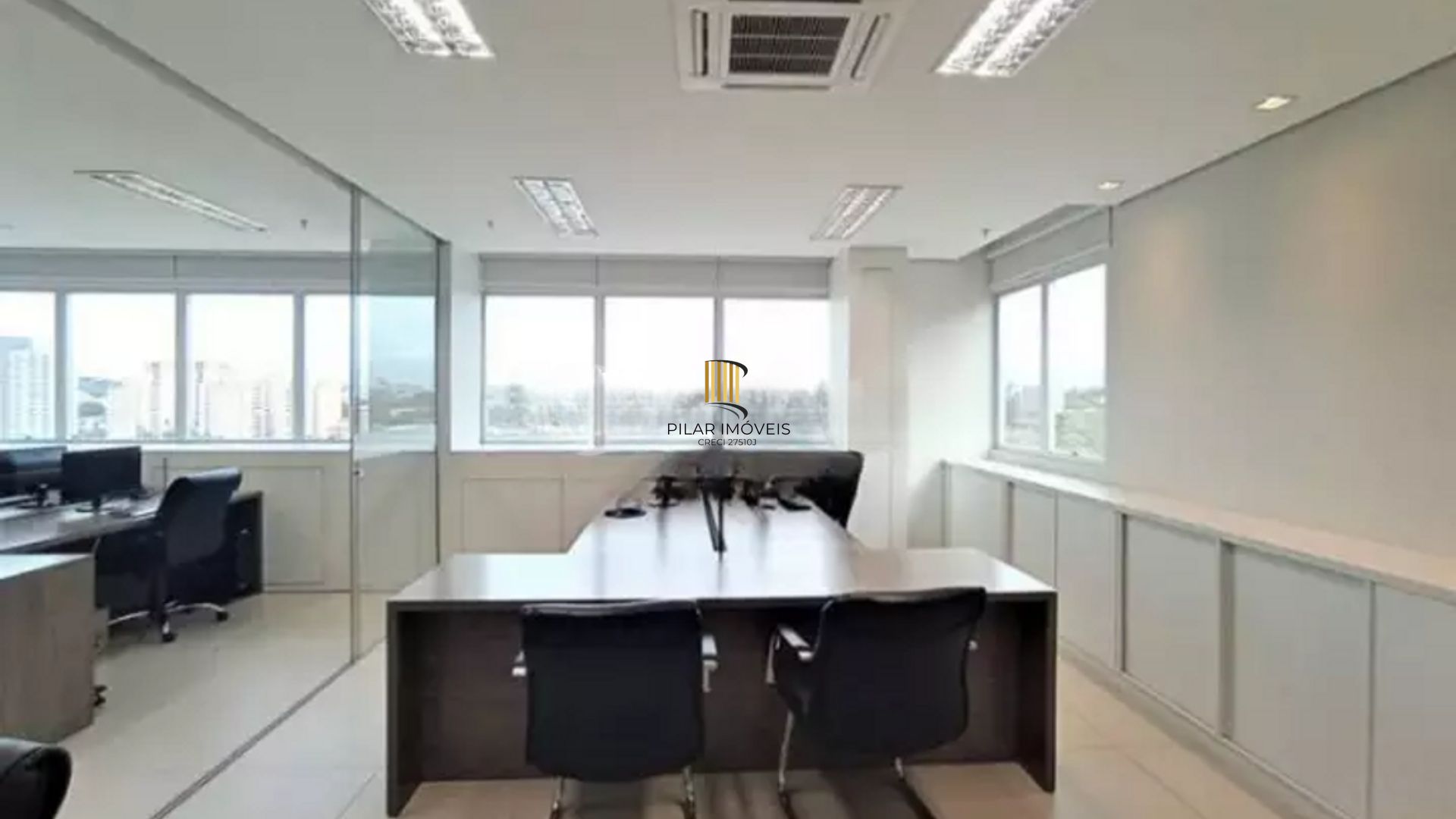 Duas salas comerciais para comprar, unificadas com  70m² no ROSSI BUSINESS PARK