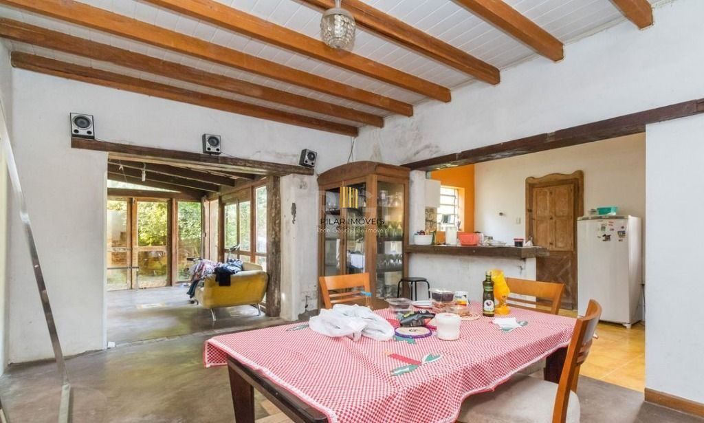 Casa Para Comprar com 3 quartos e 3 vagas no Rio Branco