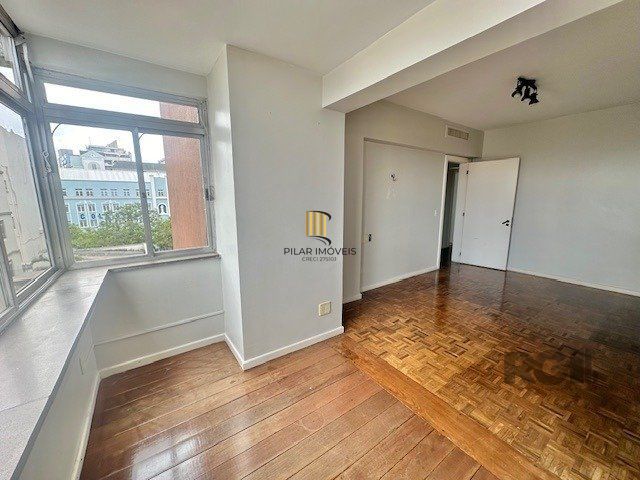 Excelente Apartamento Para Comprar  Próximo ao Hospital Moinhos de Vento com 196 m² privativos
