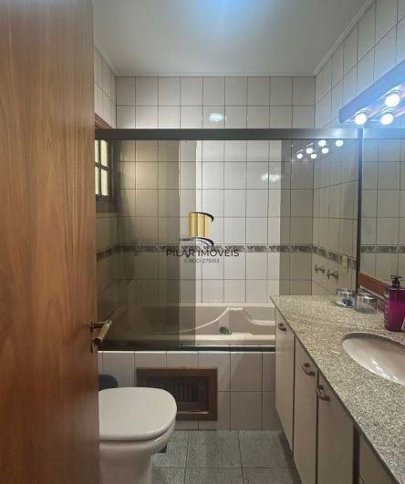 Casa com 3 Quartos e 5 vagas à Venda, 224 m² no Bairro Vila Ipiranga