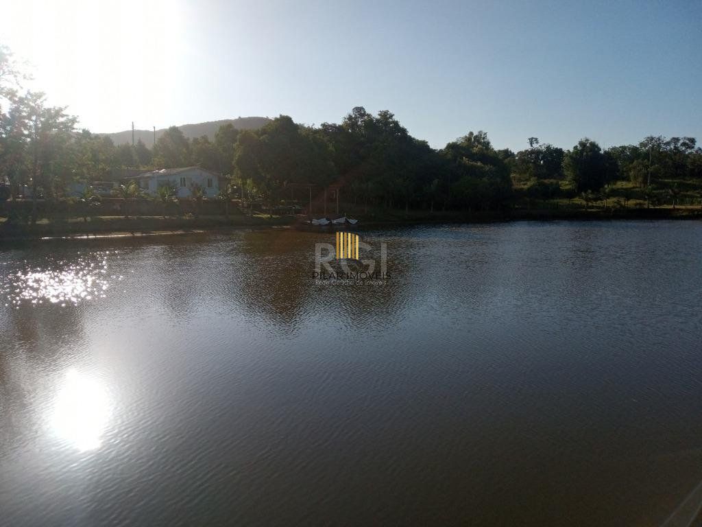 Boletto Imóveis vende Sitio na RS, Com 7 casas, 2 comerciais, excelente local para vários seguimento fácil acesso , rota para gramado, R$3.900,000,00