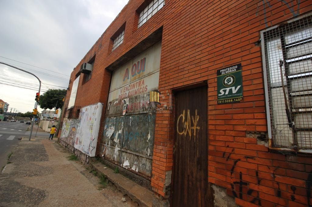 Pavilhão, 1.040 m² Para comprar  Por R$ 3.500.000,00  - Navegantes - Porto Alegre/RS