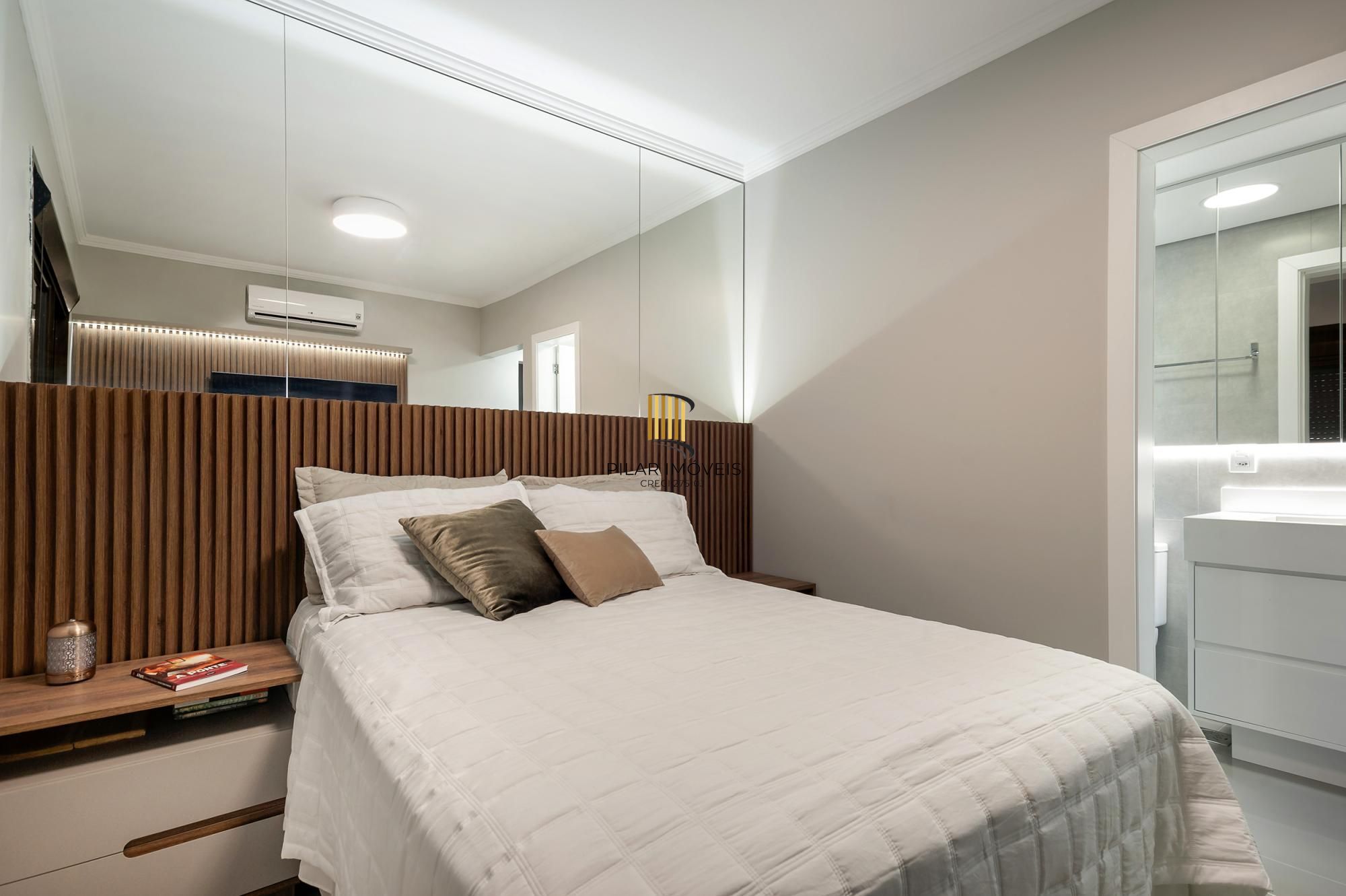 LINDO APARTAMENTO, PRONTO PARA MORAR.