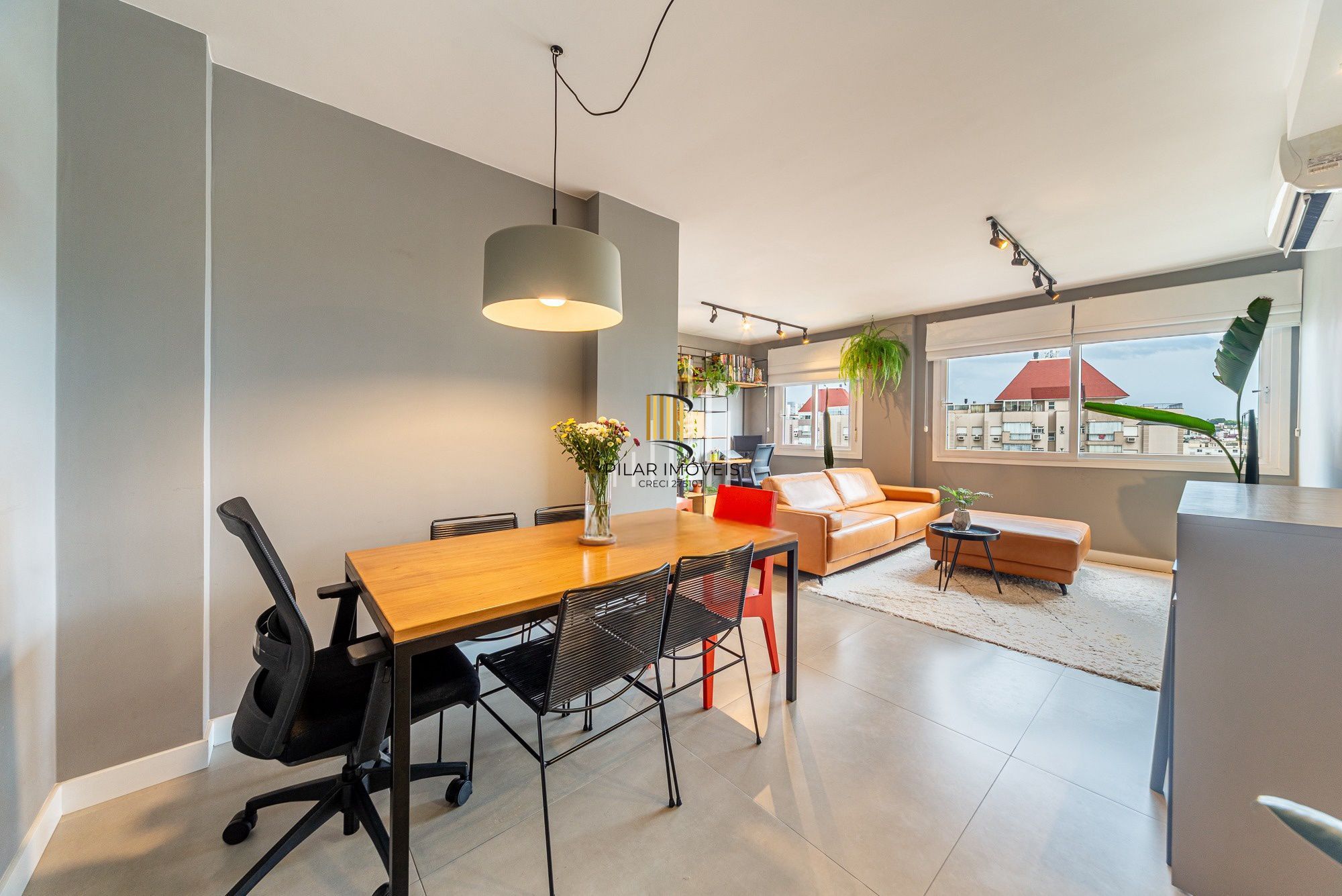 Apartamento mobiliado 60m² | 1 dormitório | Andar alto | Vista livre | 1 vaga