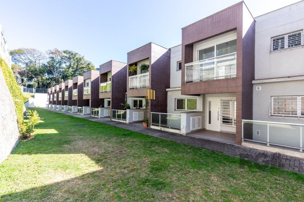 Casa Para comprar em Condomínio,3 dormitórios, deslumbrante vista para o Guaiba