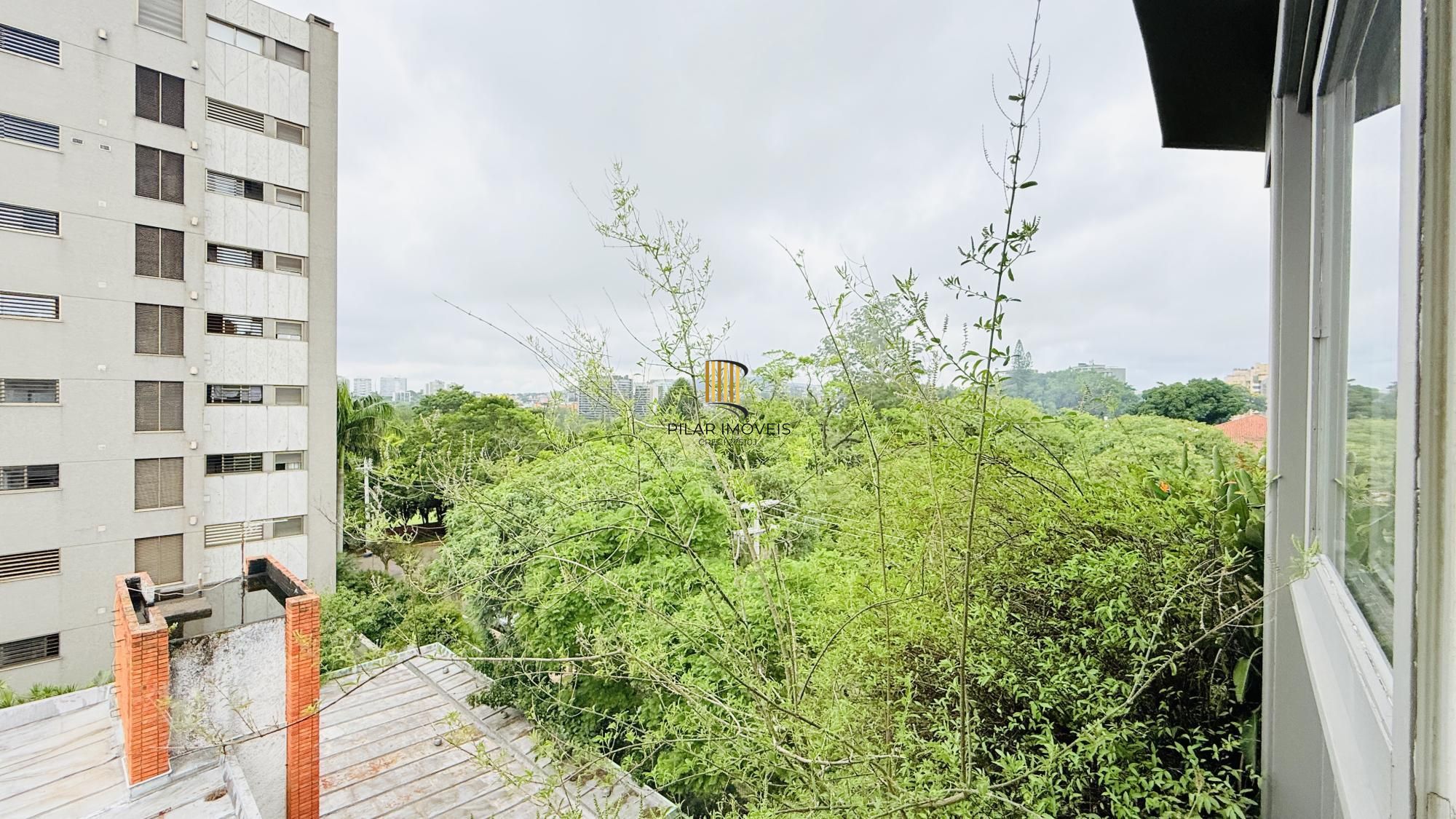 Cobertura Duplex de 318m com Piscina Privativa, Energia Solar e Vista Panorâmica