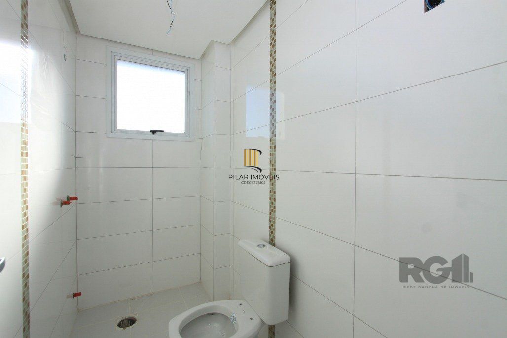 Apartamento Para Comprar no bairro Jardim Botânico com 2 quartos (1 suíte)