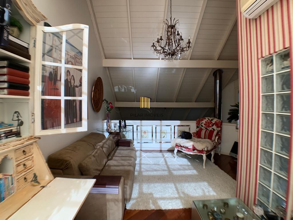 Casa para Venda - 420m², 3 dormitórios, sendo 1 suites, Ipanema