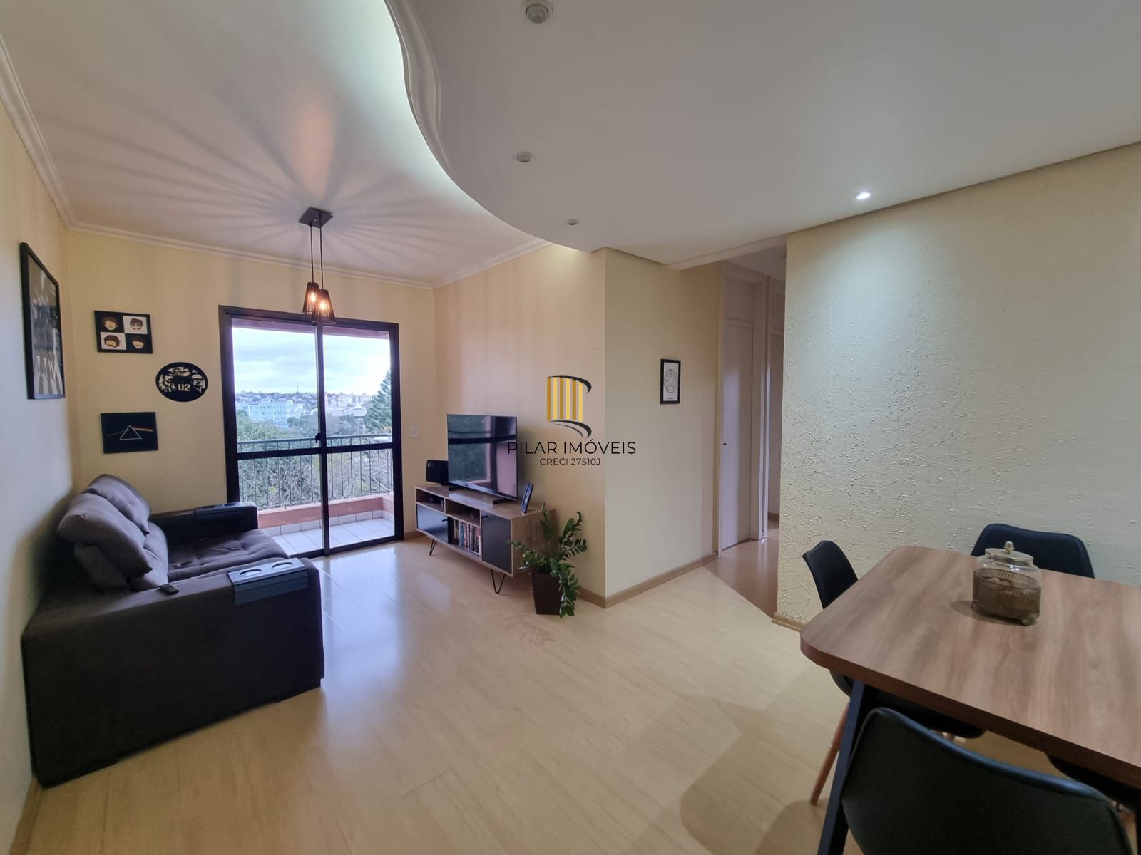 Apartamento 3 Dormitórios C Sacada e Churrasqueira