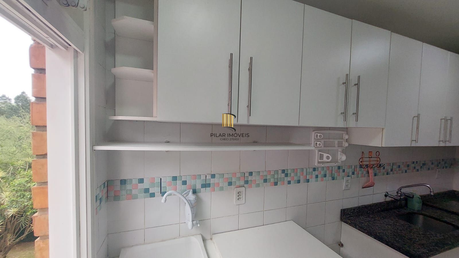 2 QUARTOS, SACADA COM CHURRASQUEIRA - ELEVADOR - CAVALHADA - PORTO ALEGRE - RS