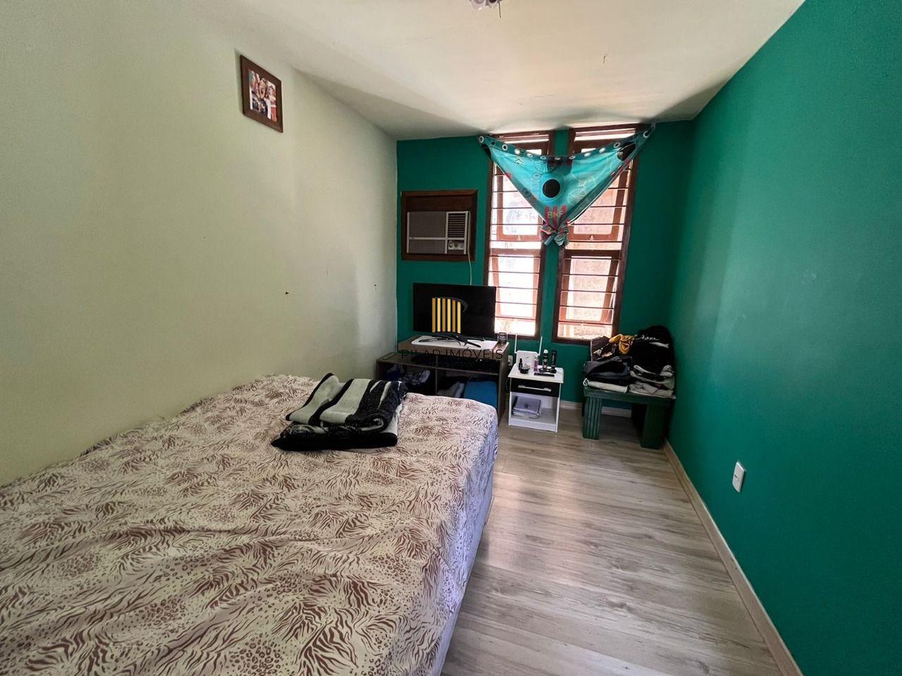 Casa 3 Dormitório(s) Bairro Guarujá