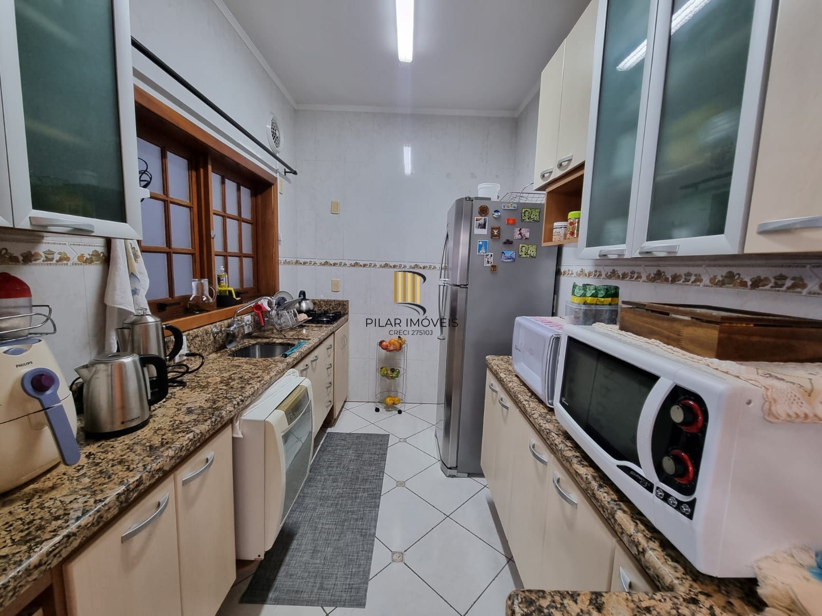 Casa de 3 Dormitórios em Condomínio Fechado Infra Completa