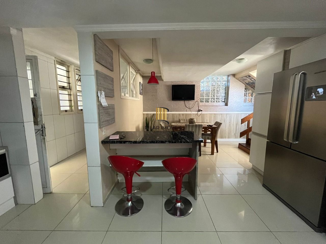 Casa 3 Dormitório(s) Bairro Guarujá