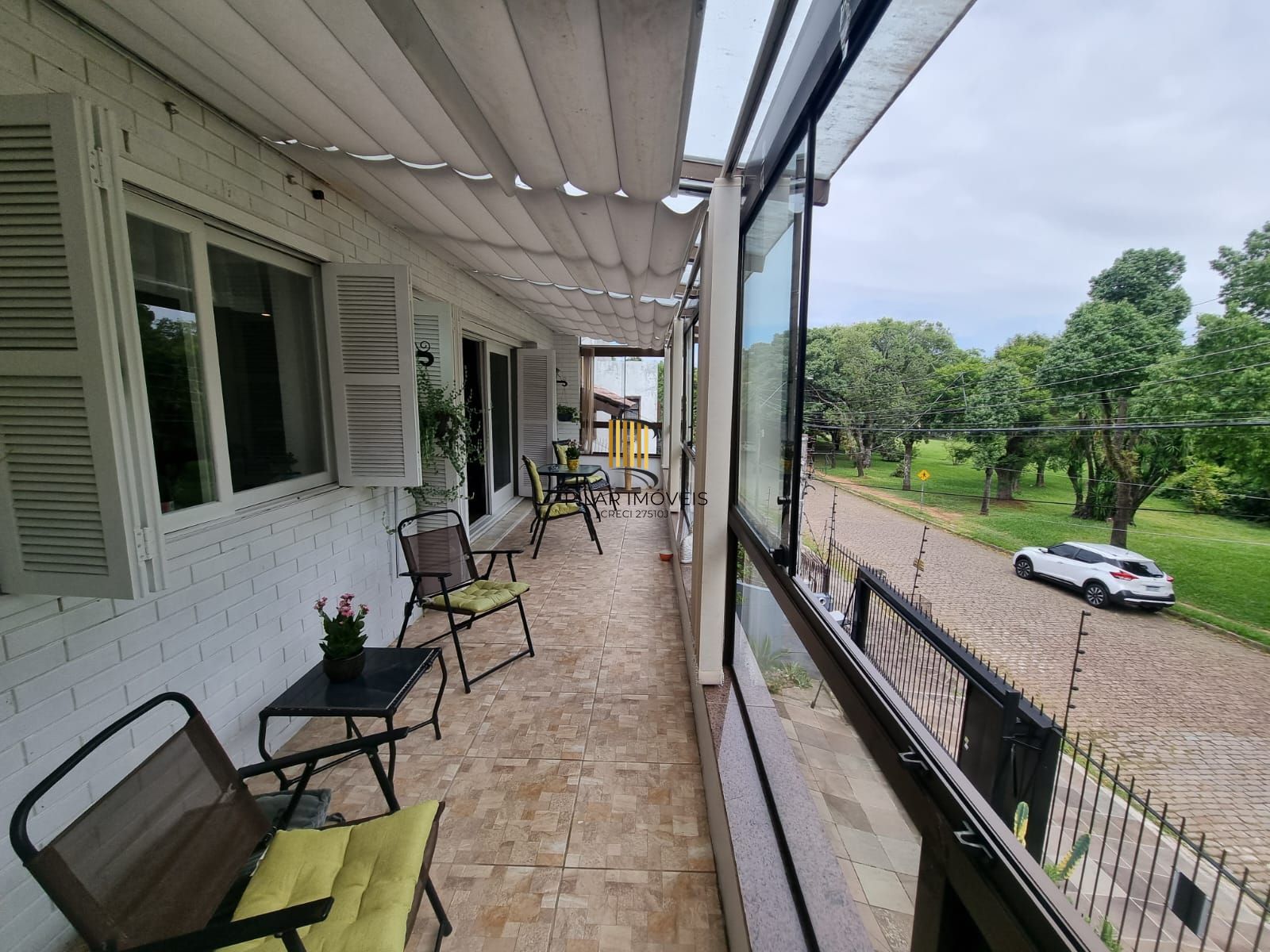 Casa terrea e reformada no bairro Nonoai