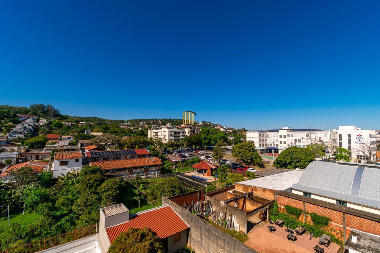 Apartamento Duplex com 135m²e 03 Dormitórios Bairro Tristeza