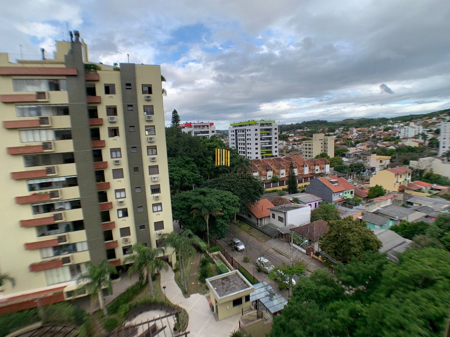 Apartamento para Venda - 100.49m², 3 dormitórios, sendo 1 suites, 2 vagas - Tristeza