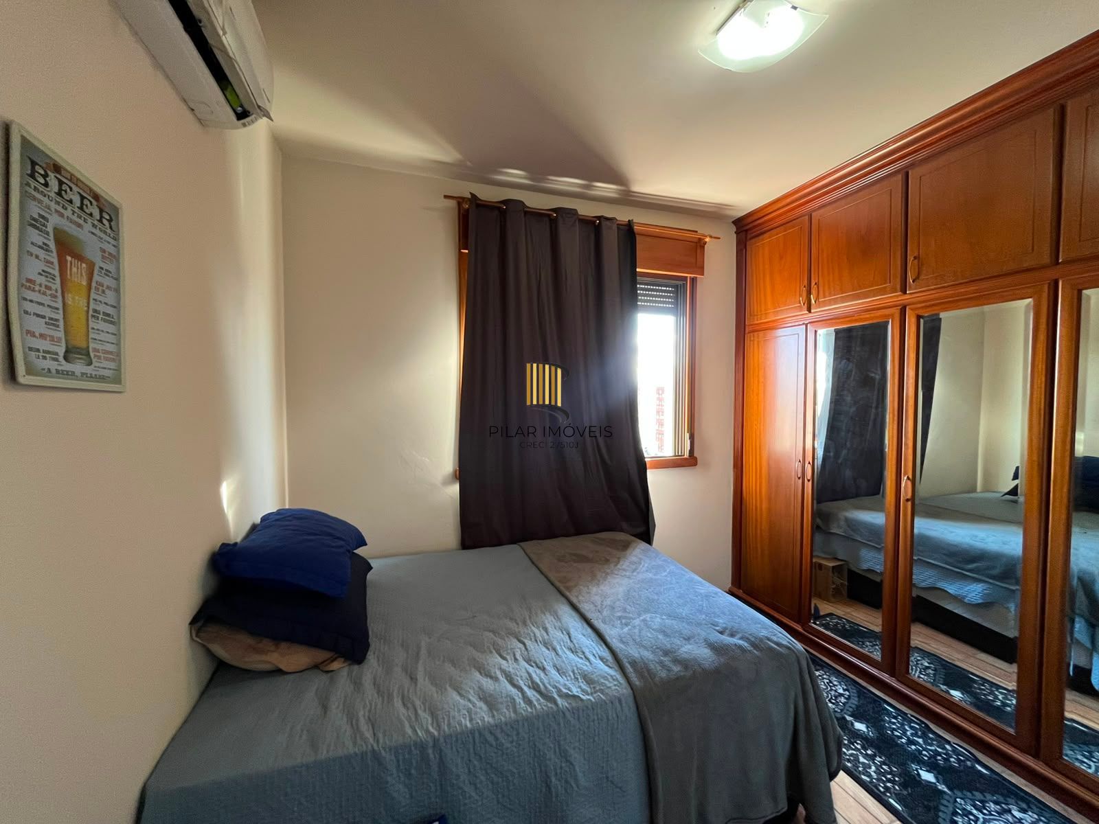 Apartamanto a venda no Menino Deus com 3 quartos e sacada