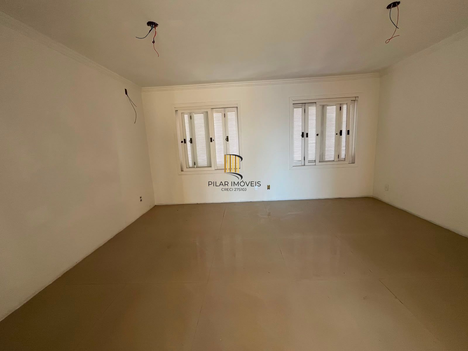 casa a venda no caminho do sol de 3 quartos