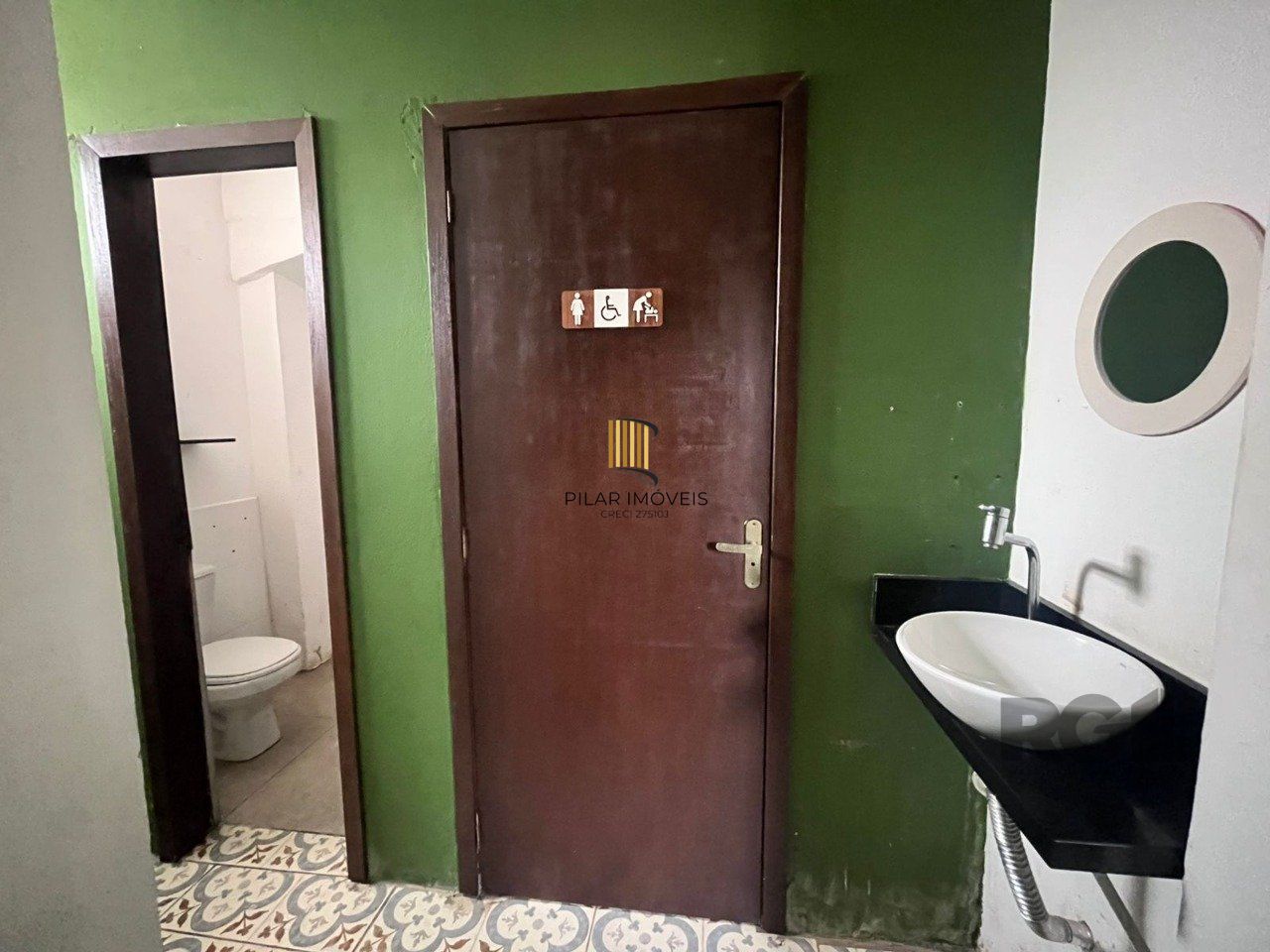 Terreno de Esquina com 776M Rua Dr Barcelos