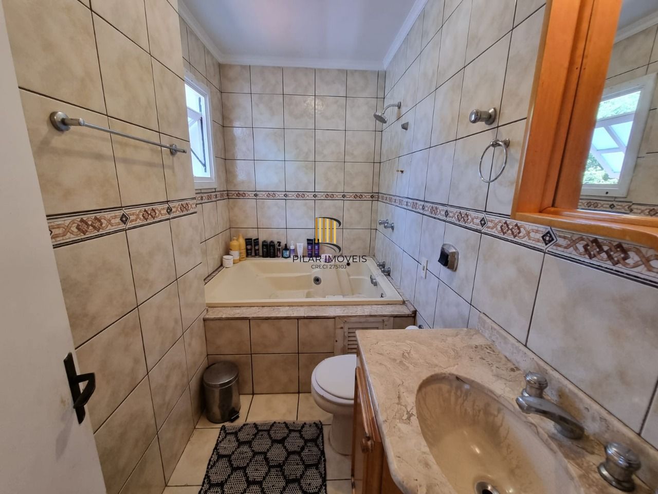 Casa para Venda - 189.4m², 4 dormitórios, sendo 1 suites, 2 vagas - Jardim Isabel