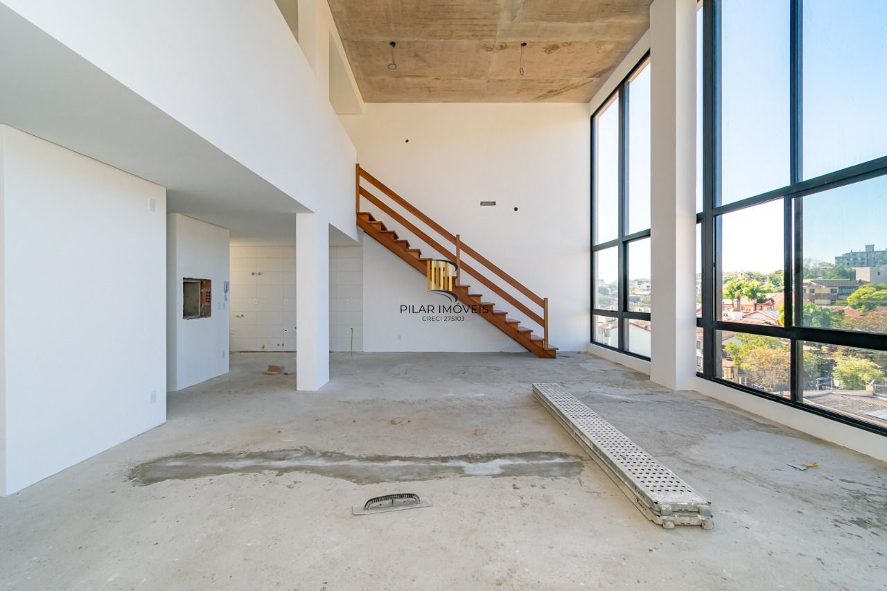 Apartamento Duplex com 135m²e 03 Dormitórios Bairro Tristeza