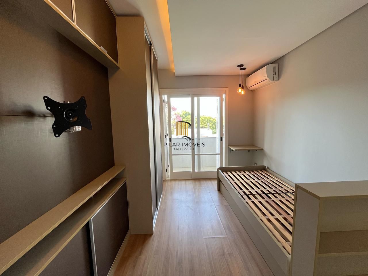 Casa totalmente reformada e mobiliada em Ipanema