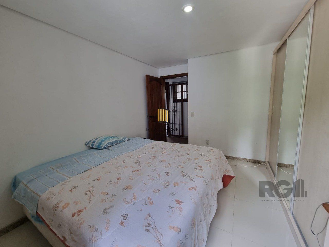 Casa Bairro Jardim Isabel/ Amplo Pátio / Piscina / 3 Dormitórios