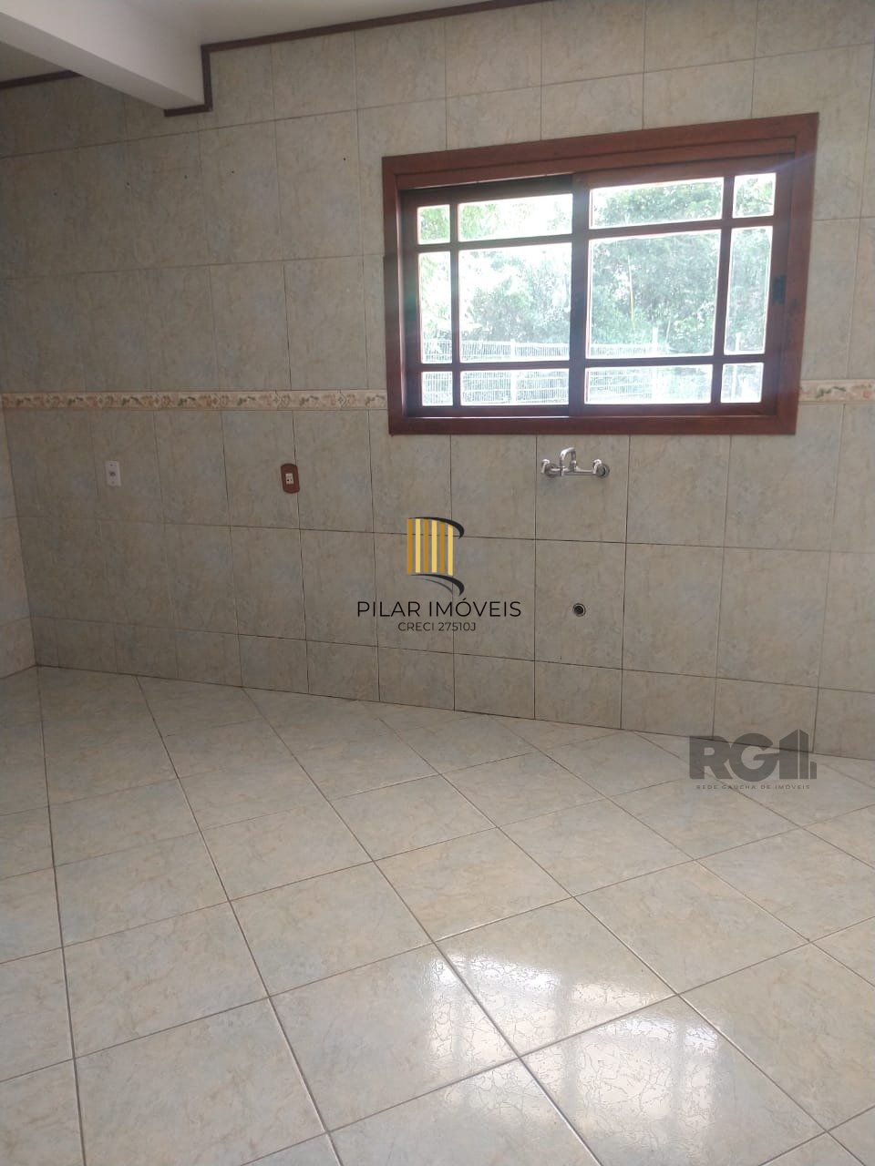 Casa Para Venda Com Amplo Pátio e Piscina