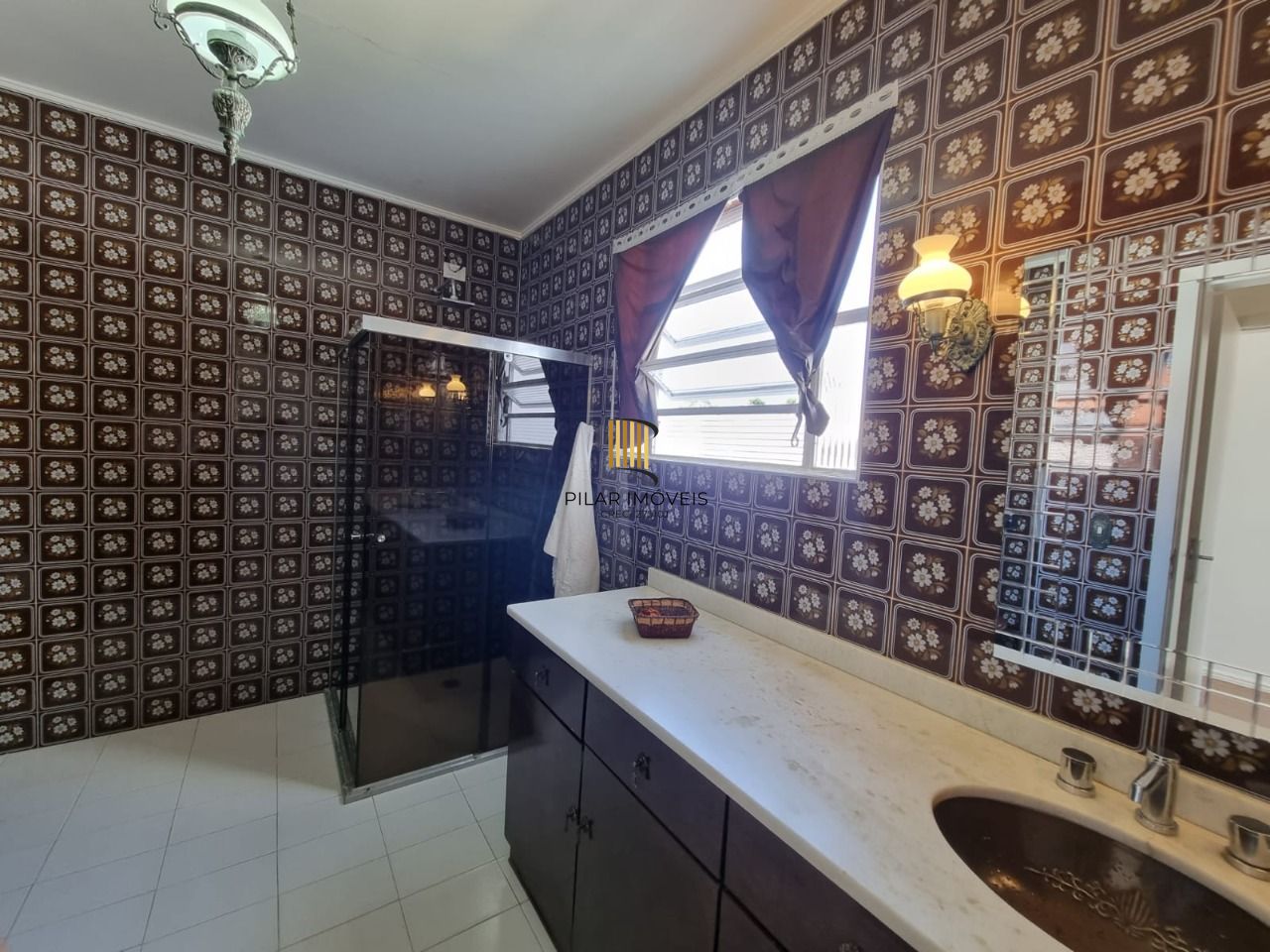 Casa de Esquina Bairro Jardim Isabel