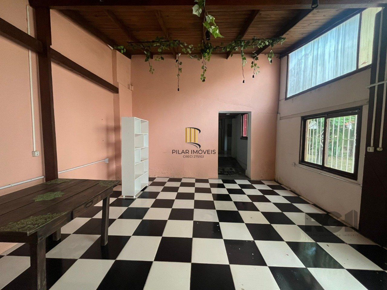 Terreno de Esquina com 776M Rua Dr Barcelos
