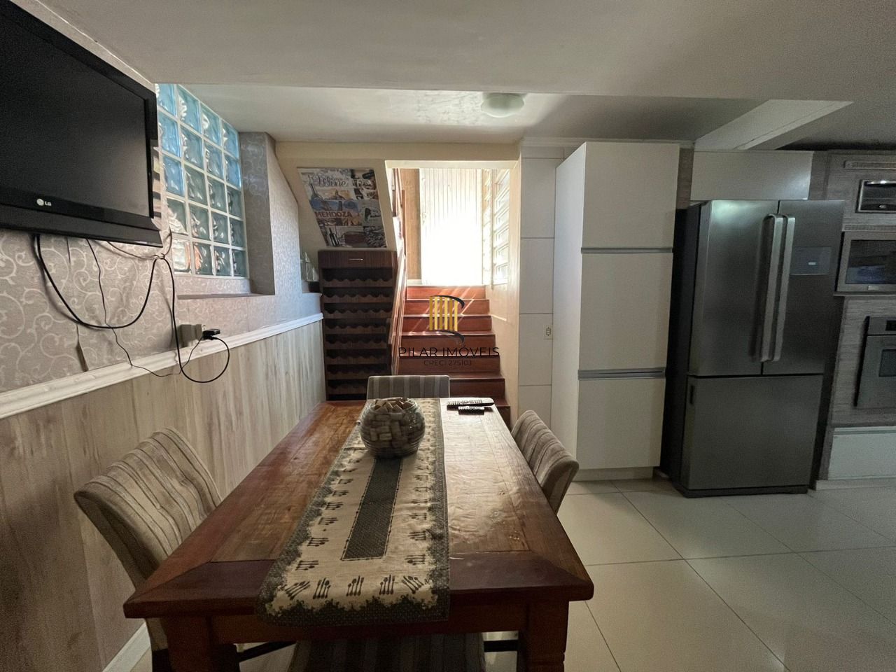 Casa 3 Dormitório(s) Bairro Guarujá