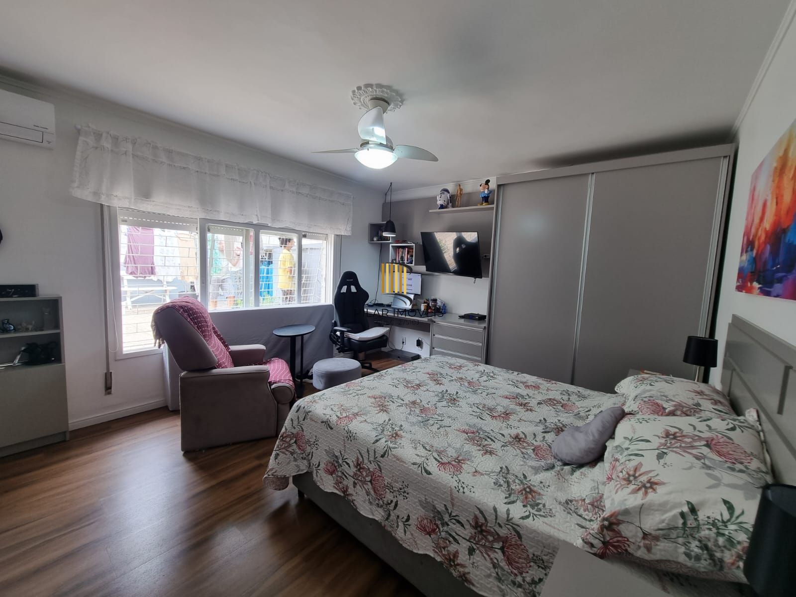 Casa terrea e reformada no bairro Nonoai