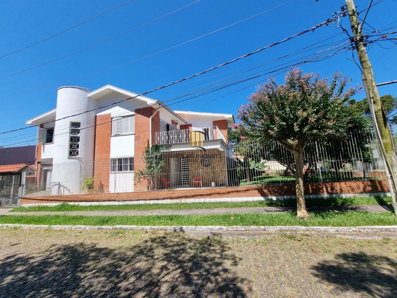 Casa de Esquina Bairro Jardim Isabel - Pilar Imóveis
