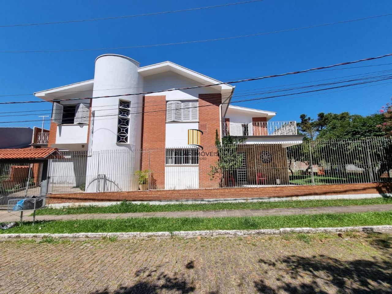 Casa de Esquina Bairro Jardim Isabel