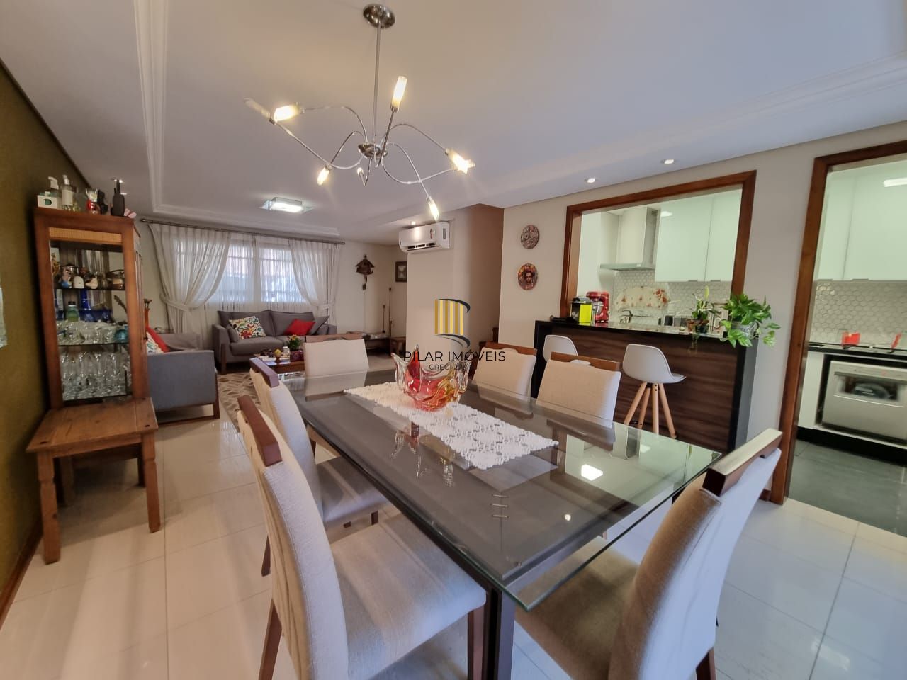 Casa com 3 Dormitórios - Bairro Assunção - Próximo ao Guaíba