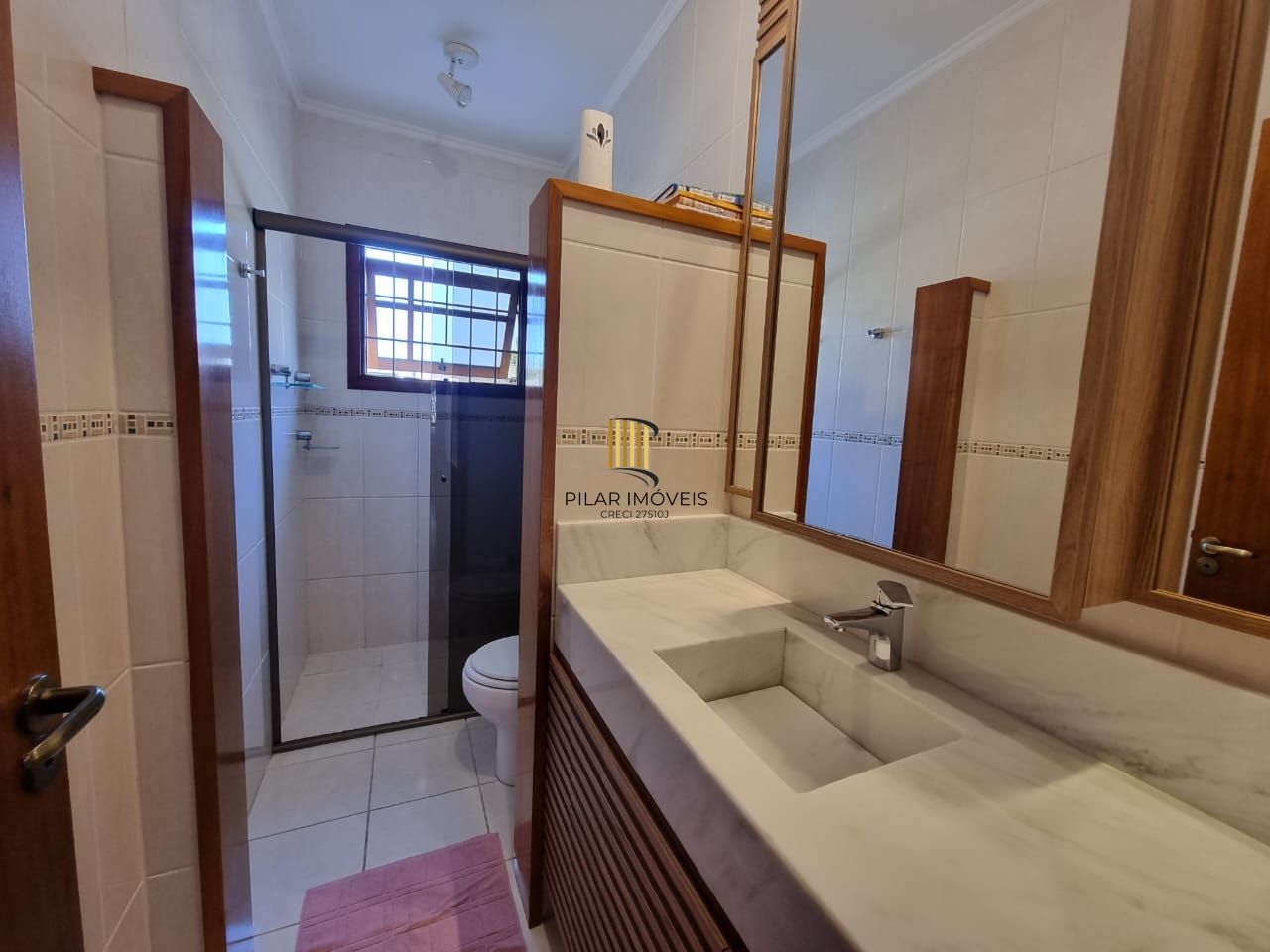 Casa com 3 Dormitórios - Bairro Assunção - Próximo ao Guaíba