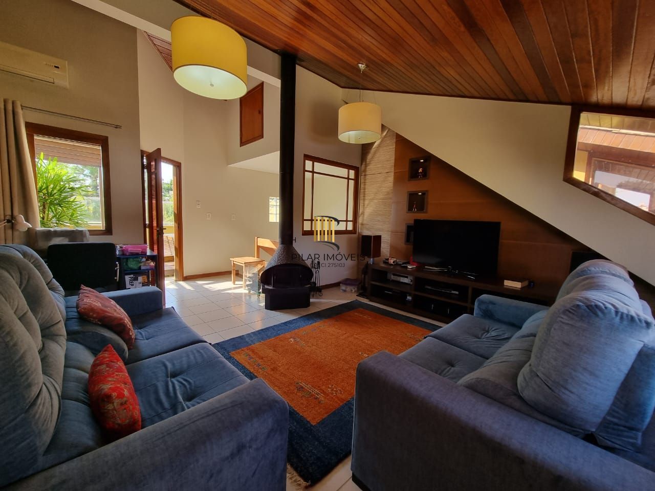 Casa com 3 Dormitórios - Bairro Assunção - Próximo ao Guaíba