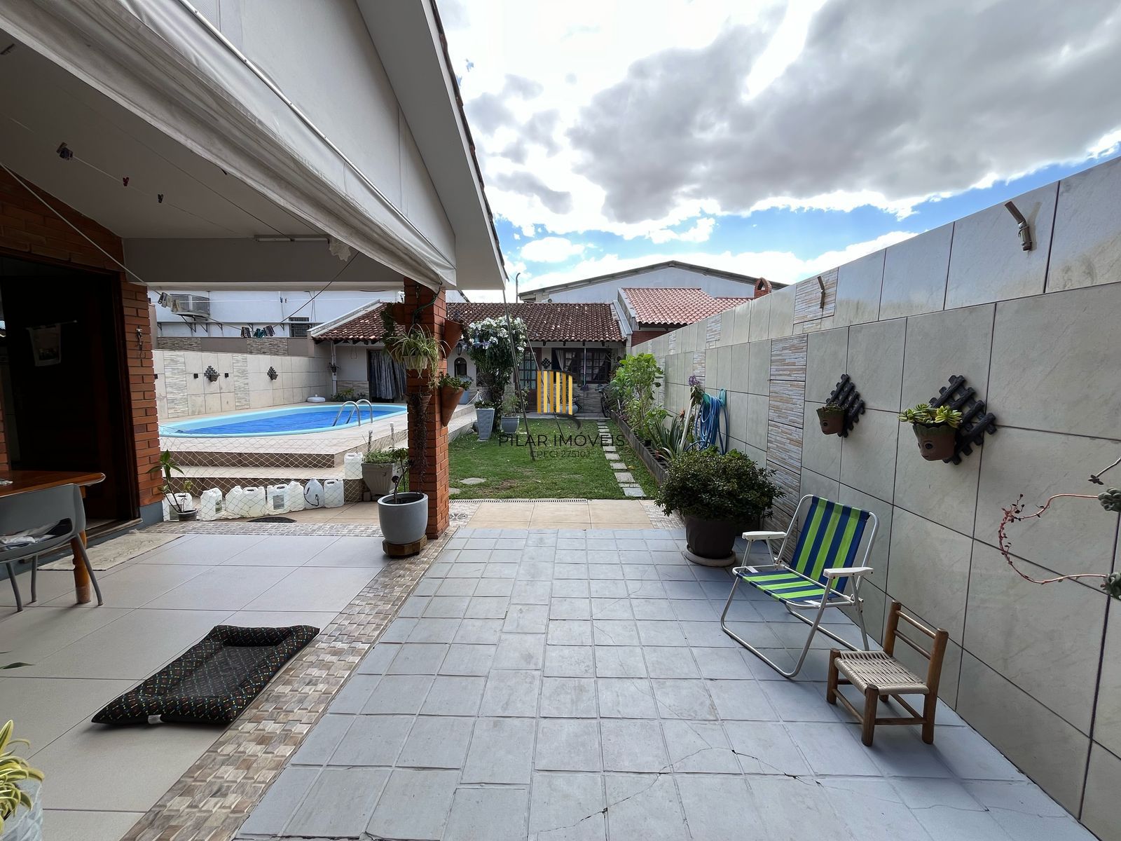Casa com piscina a venda em Ipanema