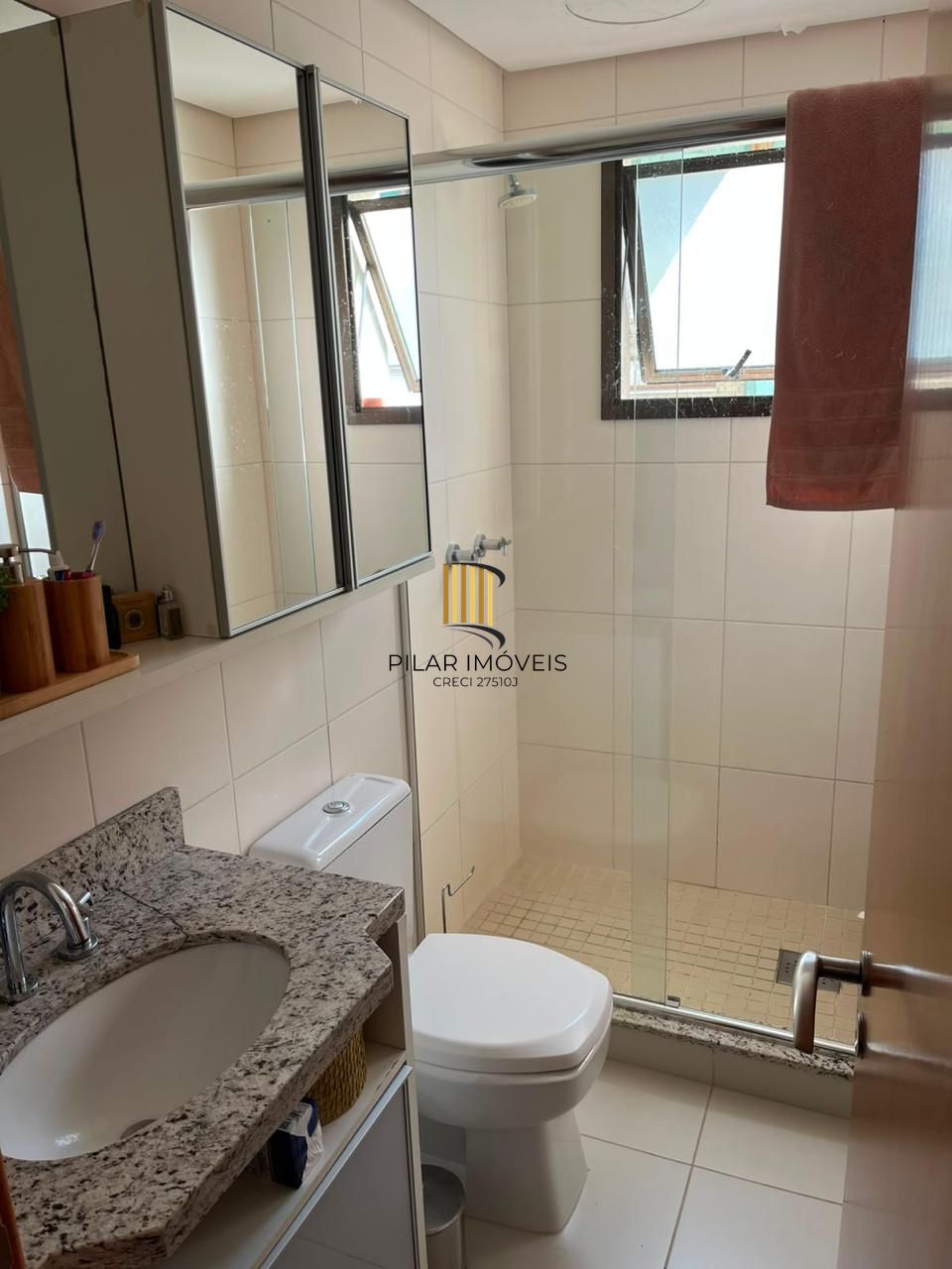 Apartamento de 2 dormitórios a venda próximo ao Iguatemi