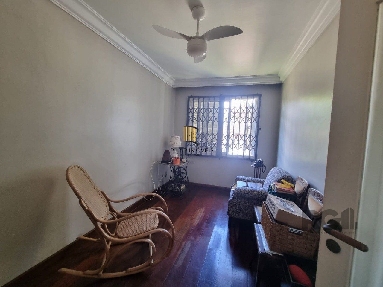Casa Bairro Ipanema / 4 Quartos / Piscina