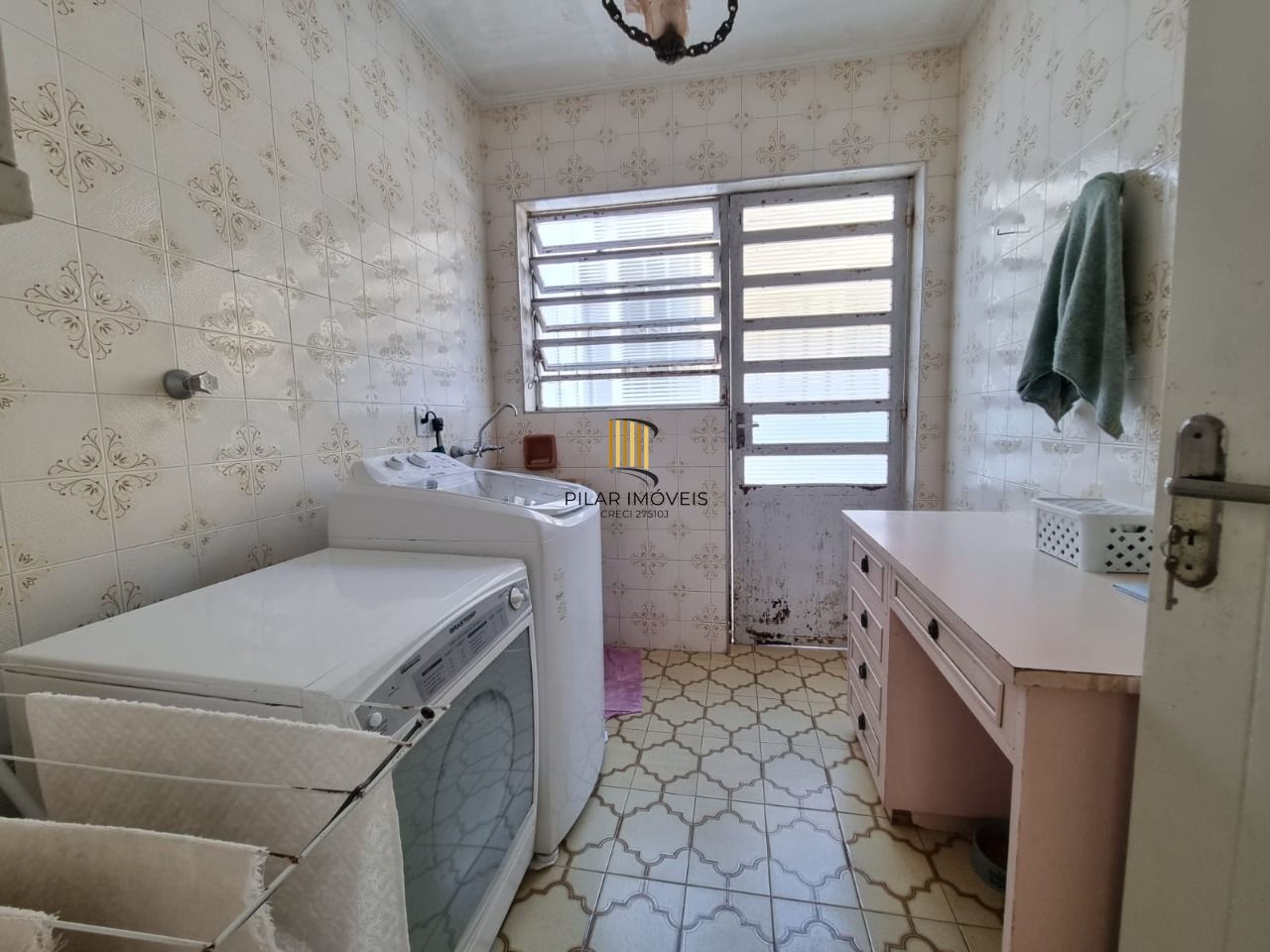 Casa de Esquina Bairro Jardim Isabel