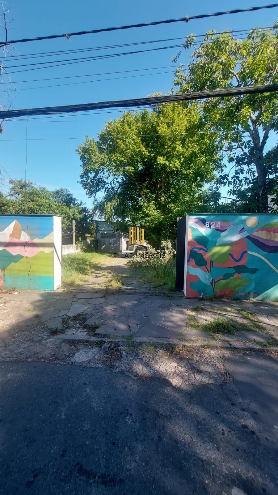 PRÉDIO COMERCIAL COM 5 SALAS E PROJETO APROVADO APARTAMENTO 100M2