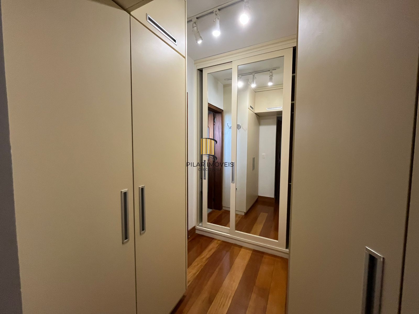 casa em condominio