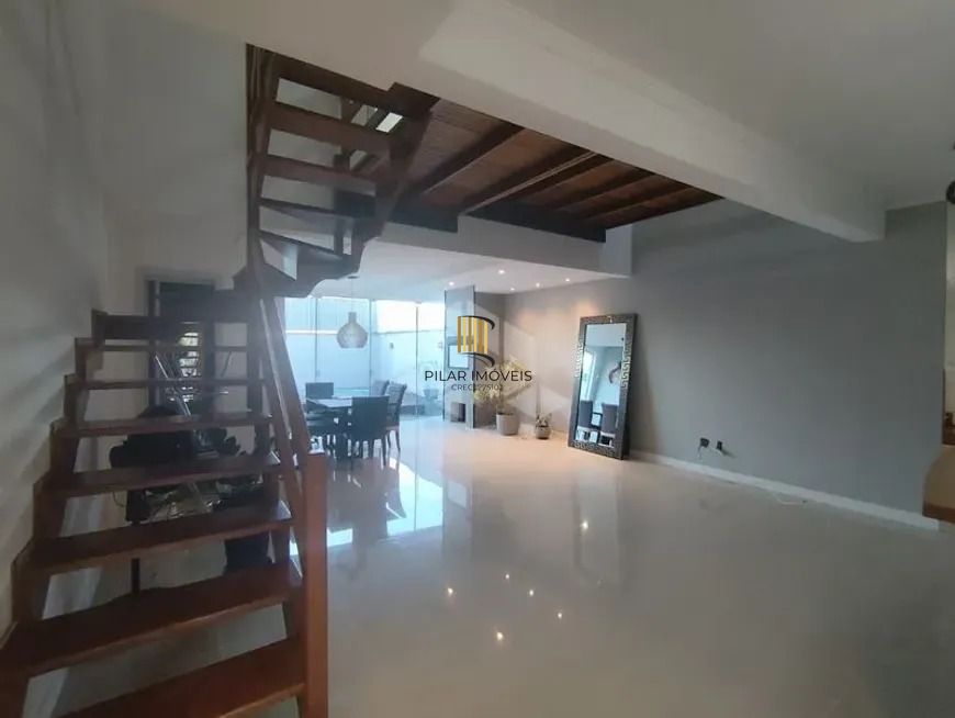 Casa com 3 Quartos e 3 banheiros para Alugar, 157 m² por R$ 5.000/Mês
