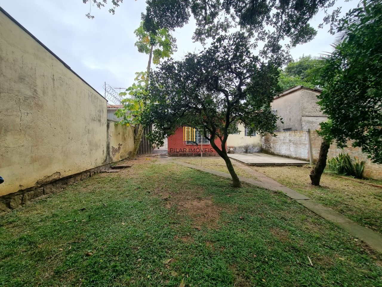 Casa com 3 dormitórios, 200 m² - venda por R$ 600.000,00 ou aluguel por R$ 1.400,00/mês - Cavalhada - Porto Alegre/RS