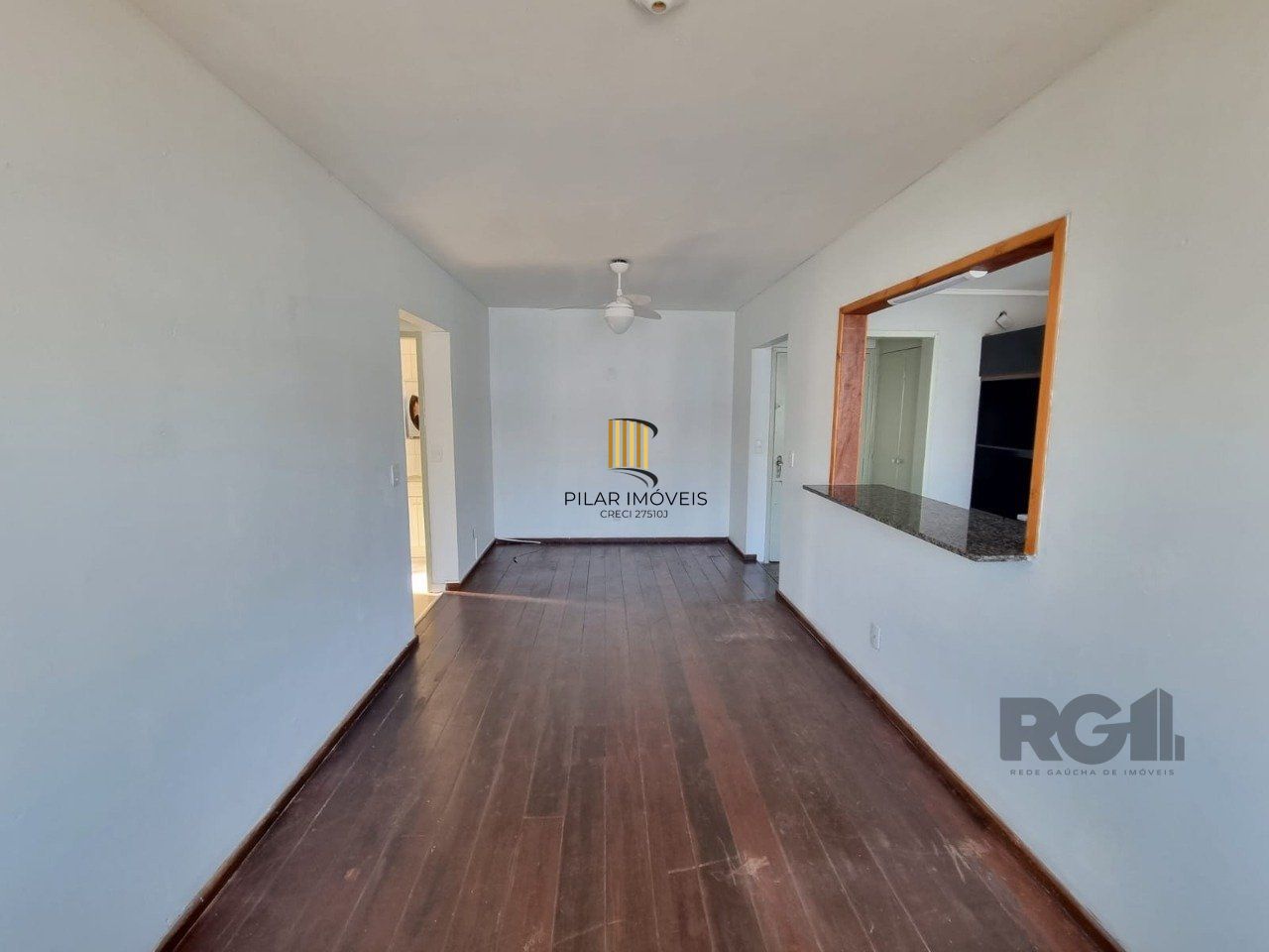 Apartamento Para Venda de 02 Dormitórios Bairro Cristal