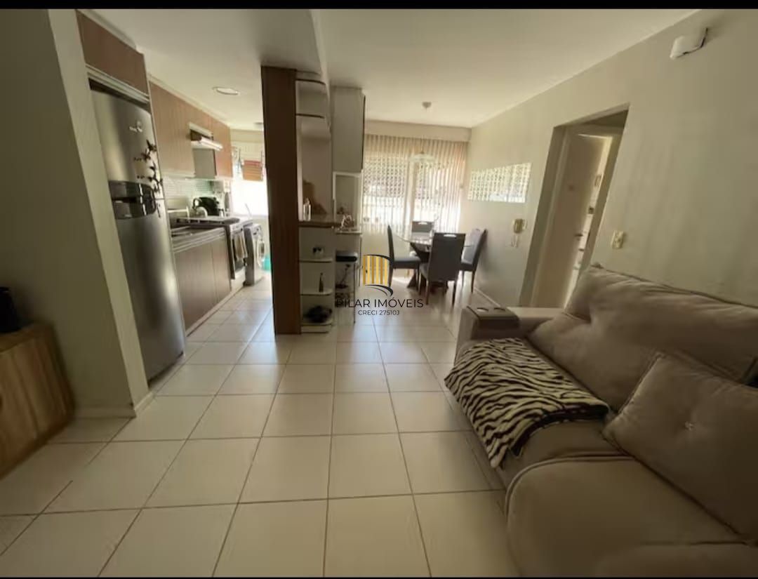 Apartamento Térreo Mobiliado Bairro Guarujá - 2 Dormitórios