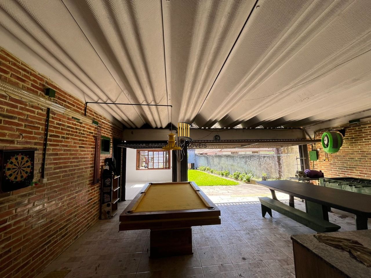 Casa 3 Dormitório(s) Bairro Guarujá